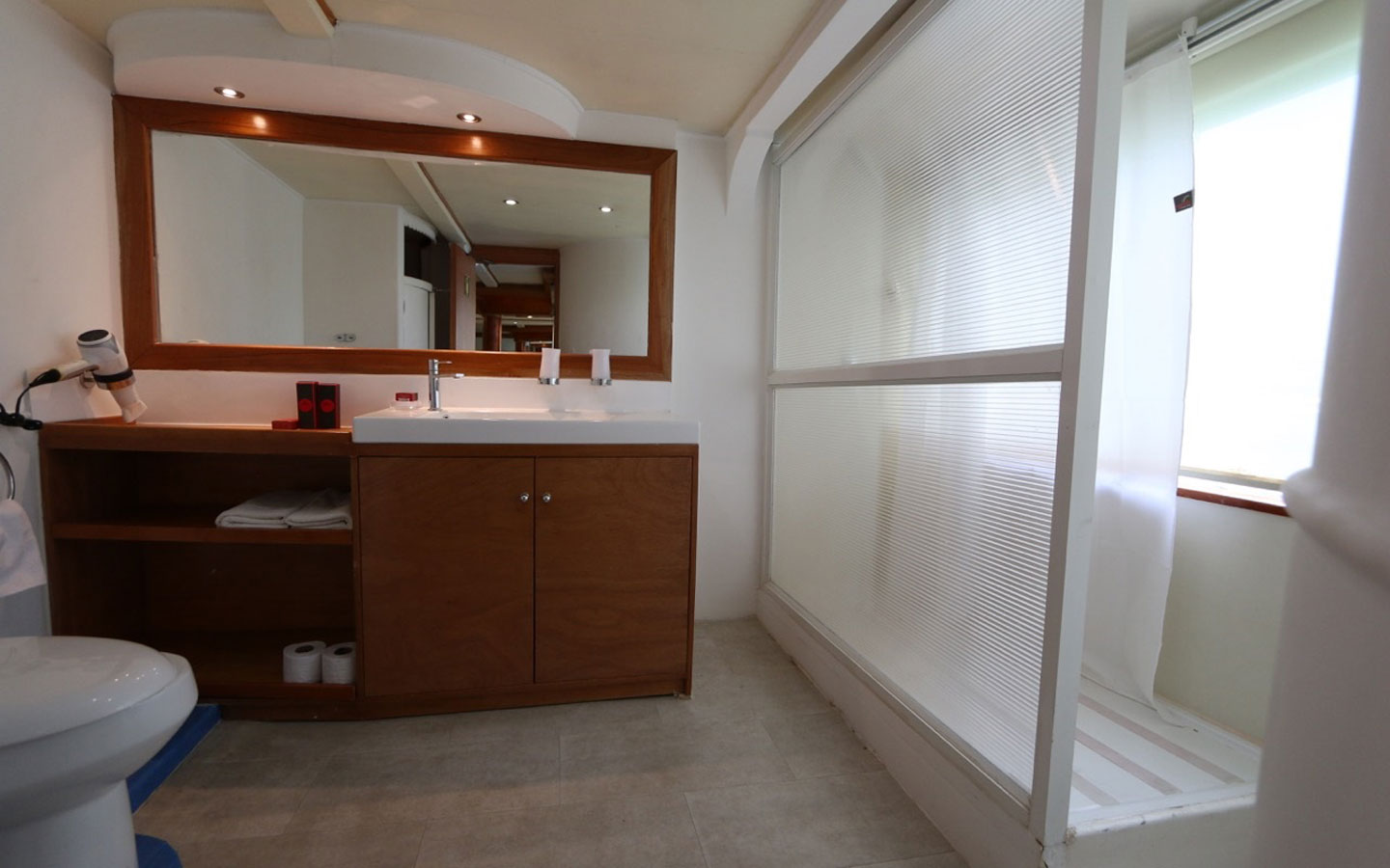 1.templete-millennium-new-bathroom-suit-cabin