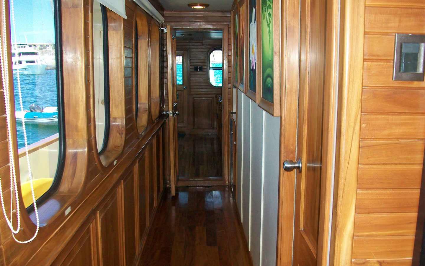 8-TipTop-IV-corredor