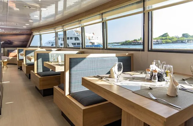 Dinning_Area_06-650x425