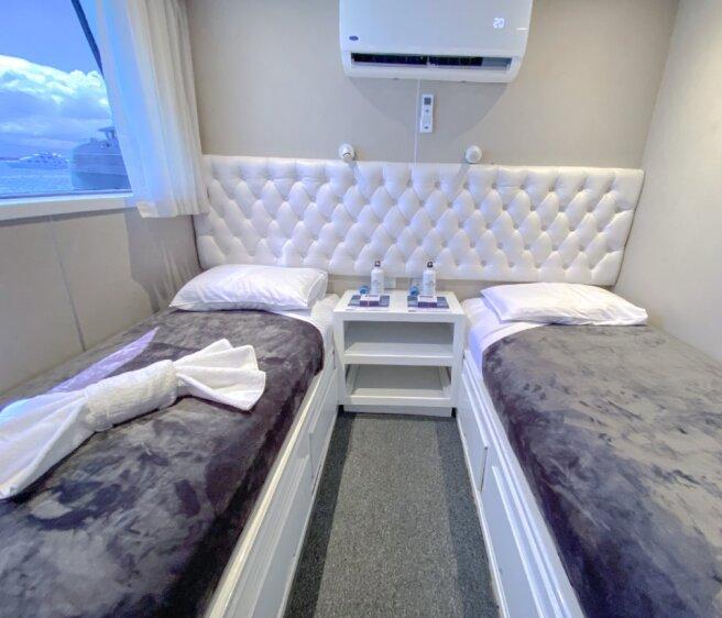 koln-galapagos-yacht-exterior-cabina-doble