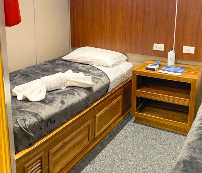 koln-galapagos-yacht-exterior-cabina-doble2