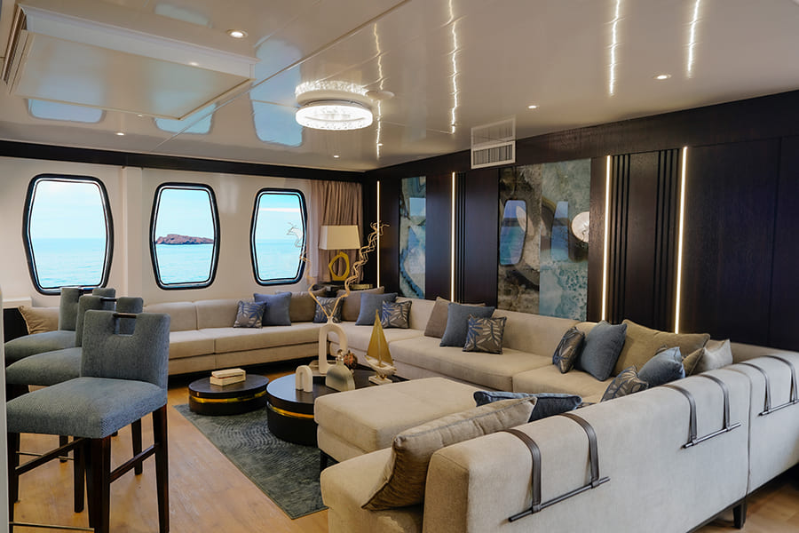 living-room1-alya-catamaran